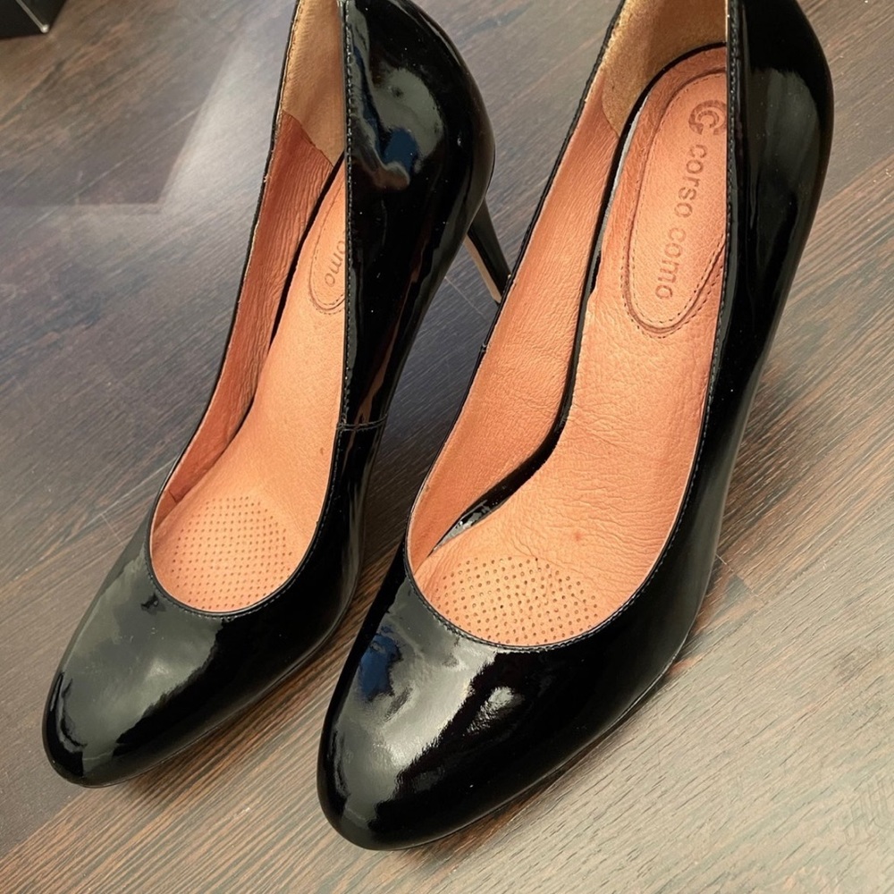Corso Como Black Patent Leather Stiletto Heels - size 9.5